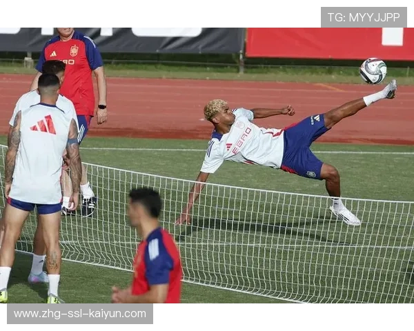 巴塞罗那边路压制，亚马尔一对一占优